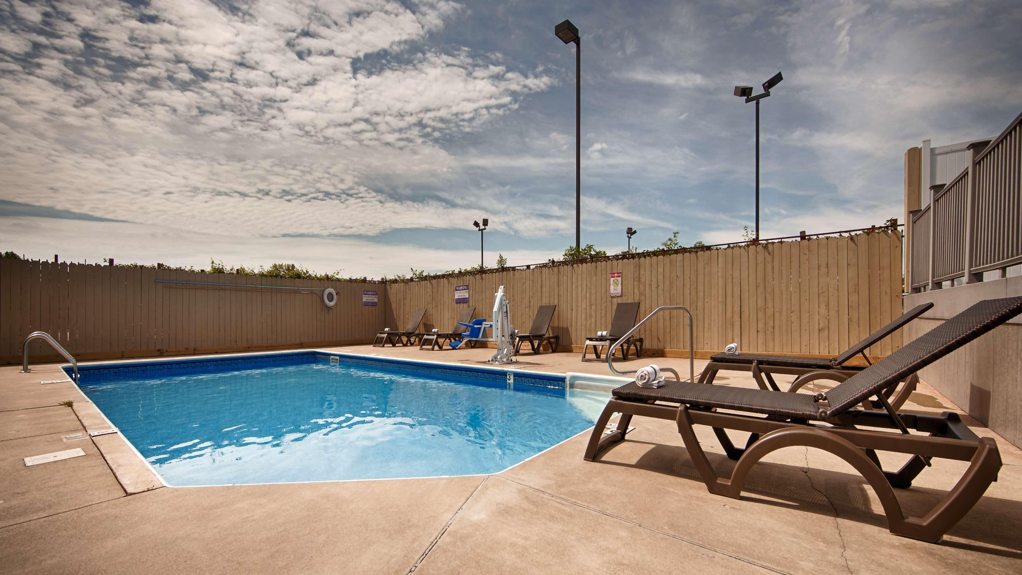 Best Western Crossroads Inn Schererville Exteriér fotografie