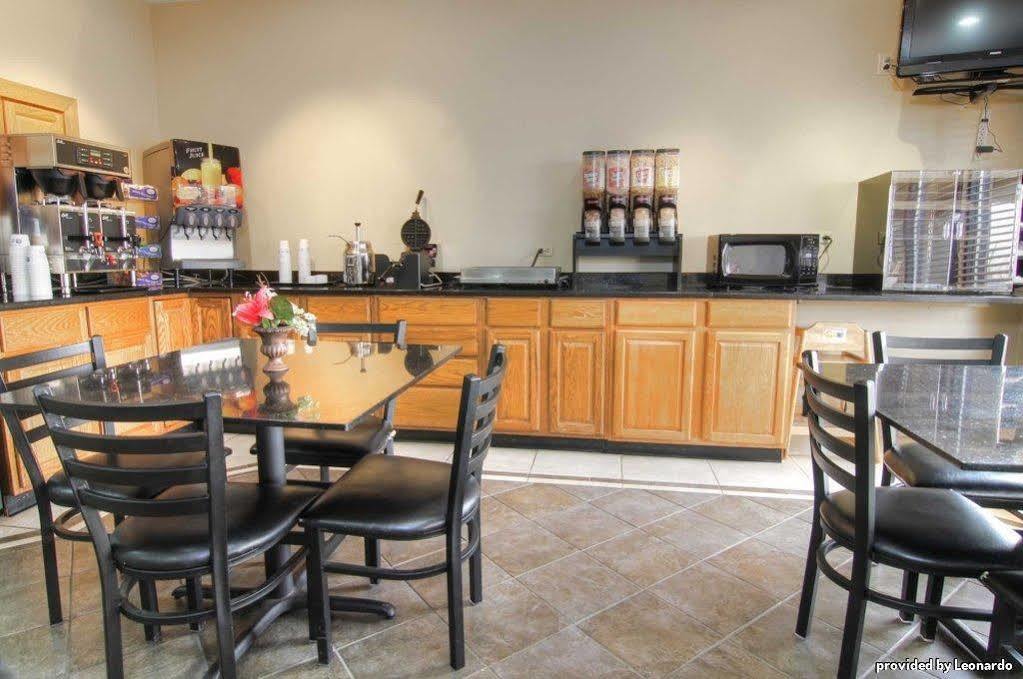 Best Western Crossroads Inn Schererville Restaurace fotografie